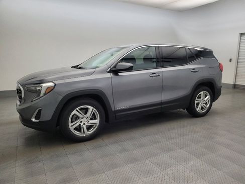 Used 2018 GMC Terrain SLE image 2