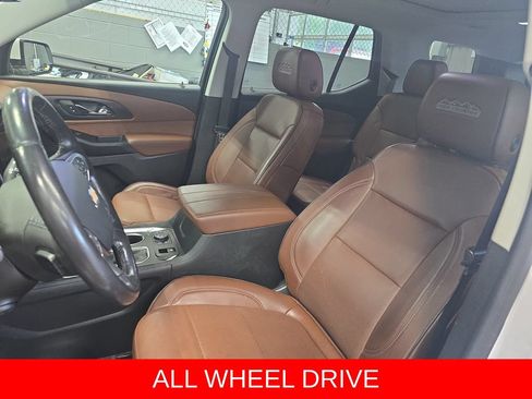 Used 2020 Chevrolet Traverse High Country w/ LPO, Floor Liner Package AWD/4WD image 16
