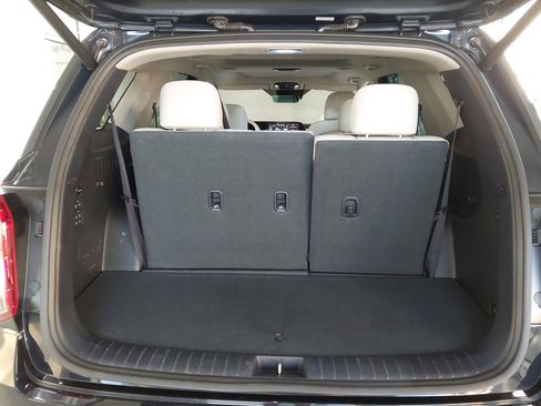 Used 2024 Hyundai Palisade Limited image 27