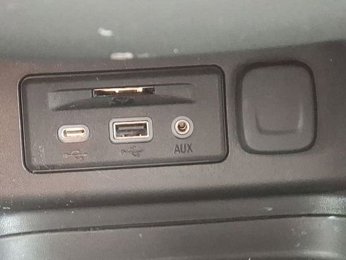 Certified 2023 Chevrolet Equinox LT image 26