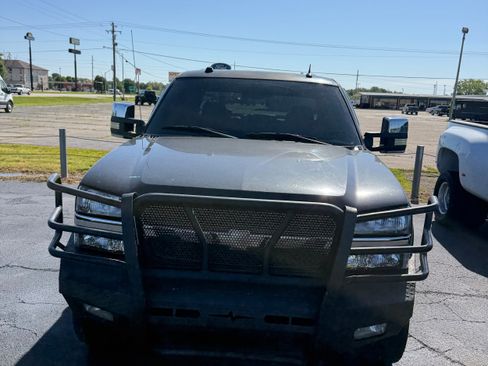 Used 2004 Chevrolet Silverado 2500 LT RWD image 15