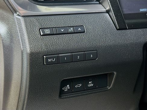 Used 2024 Lexus GX 550 AWD/4WD image 10