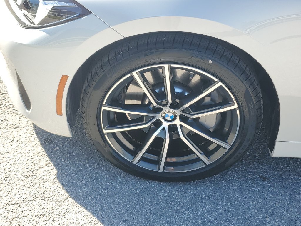 Used 2025 BMW 430i Convertible RWD image 13
