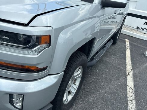 Used 2018 Chevrolet Silverado 1500 LT w/ All Star Edition AWD/4WD image 3