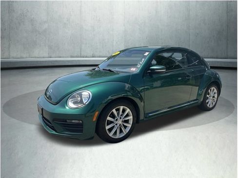 Used 2018 Volkswagen Beetle 2.0T S FWD image 1