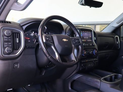 Used 2020 Chevrolet Silverado 2500 LTZ w/ Technology Package image 17