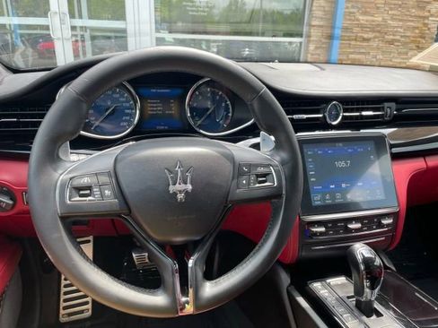 Used 2017 Maserati Quattroporte GTS GranSport image 27