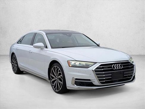Used 2021 Audi A8 L 3.0T w/ Executive Plus Package image 3