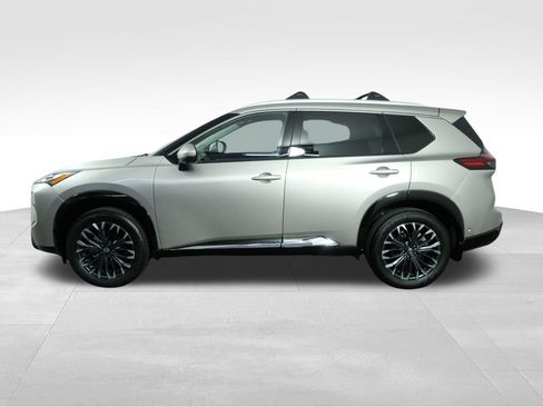 Used 2026 Nissan Rogue Platinum w/ Platinum Premium Package AWD/4WD image 6