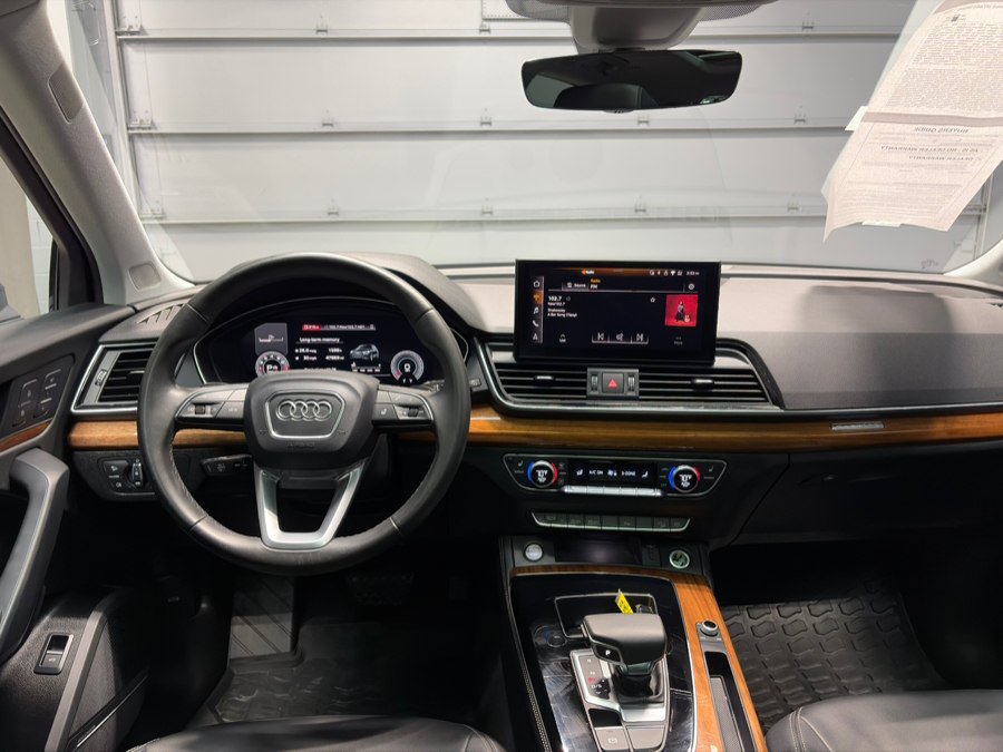 Used 2023 Audi Q5 2.0T Premium Plus w/ Premium Plus Package AWD/4WD image 20