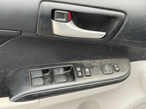 Used 2014 Toyota Camry LE w/ Protection Package FWD image 4