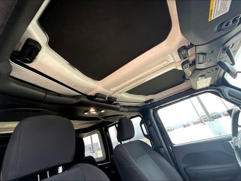 Used 2023 Jeep Wrangler Sport image 22