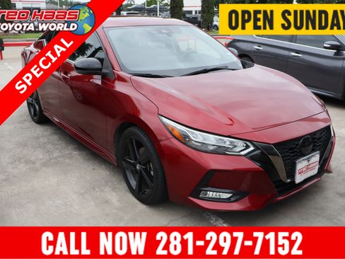 Used 2021 Nissan Sentra SR FWD image 1