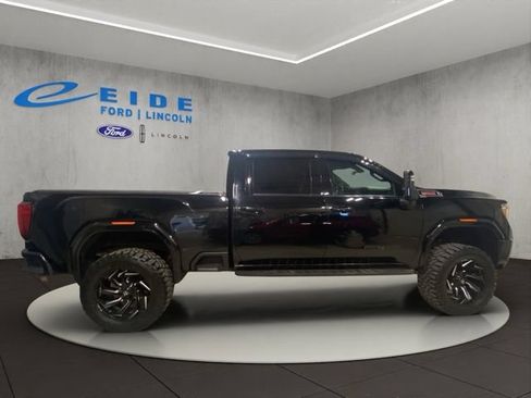 Used 2021 GMC Sierra 2500 AT4 w/ AT4 Premium Plus Package AWD/4WD image 7