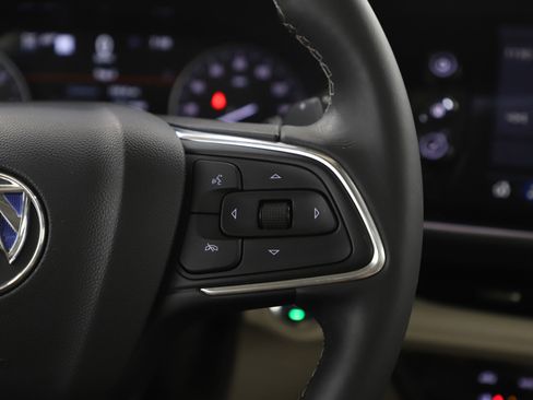 Used 2021 Buick Envision Avenir w/ Technology Package II image 28