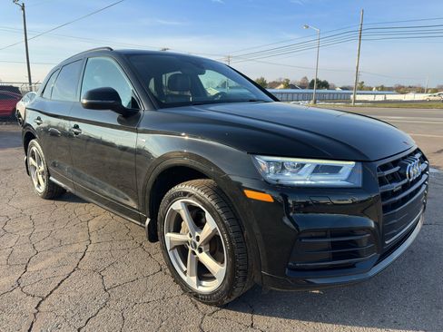 Used 2020 Audi Q5 2.0T Titanium Premium Plus w/ Premium Plus Package image 15