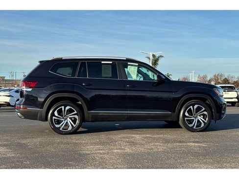 Used 2022 Volkswagen Atlas SEL image 3