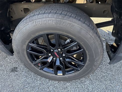 Used 2022 GMC Sierra 1500 Elevation image 21