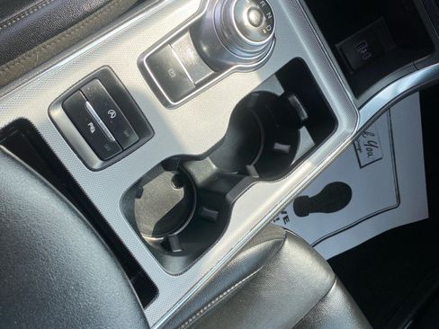 Used 2022 Ford Edge Titanium AWD/4WD image 30