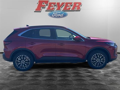 New 2026 Ford Escape SE image 6