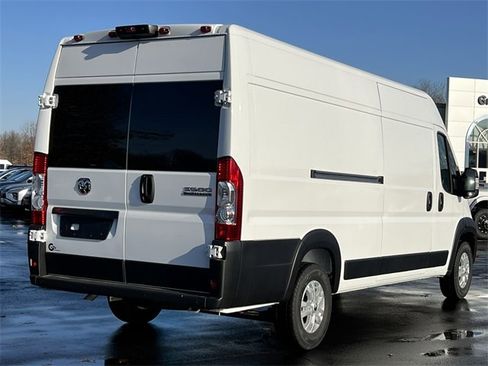 New 2024 RAM ProMaster 3500 w/ Quick Order Package 22G SLT image 46