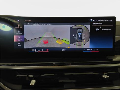 Certified 2023 BMW X7 xDrive40i w/ Executive Package image 24