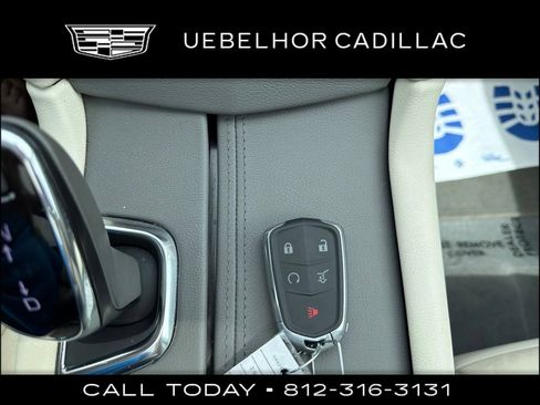 Used 2017 Cadillac XT5 Luxury FWD image 32
