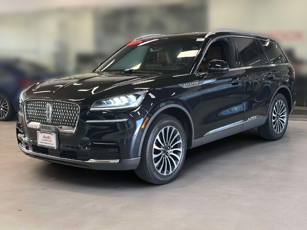 Used 2023 Lincoln Aviator Reserve w/ Elements Package Plus AWD/4WD image 3