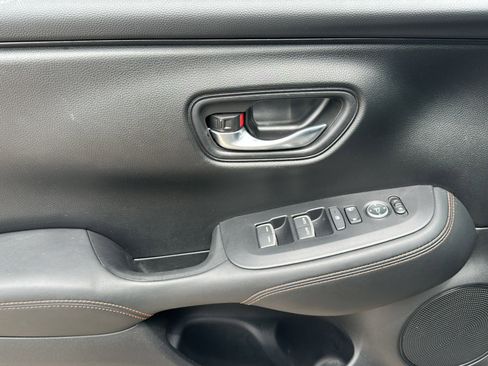 Used 2024 Honda HR-V Sport image 16