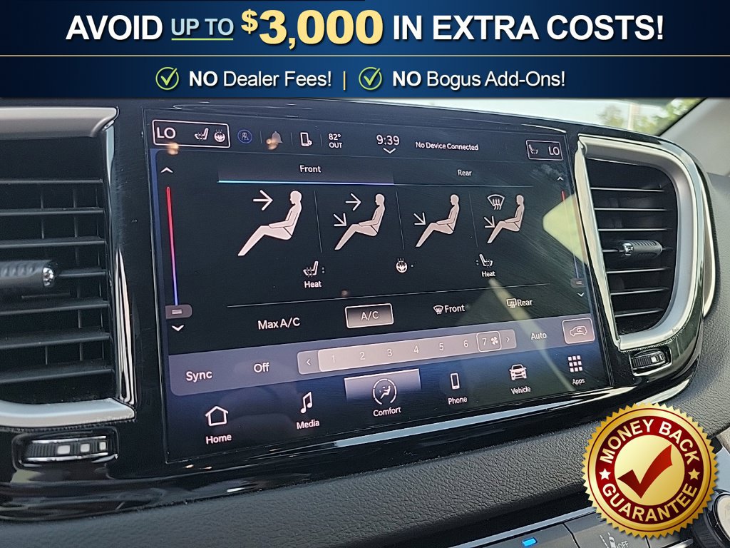 Used 2024 Chrysler Pacifica Touring-L FWD image 27