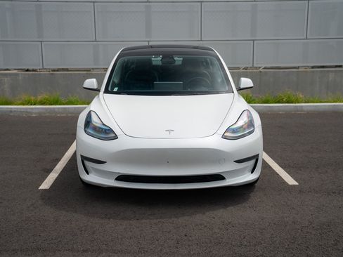 Used 2023 Tesla Model 3 Standard Range RWD image 6