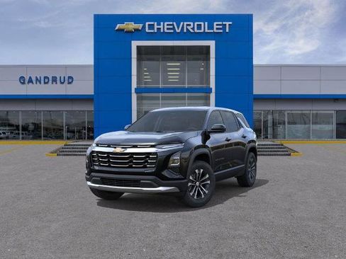 New 2026 Chevrolet Equinox LT image 8