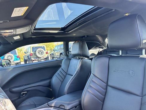 Used 2023 Dodge Challenger SRT Hellcat image 31