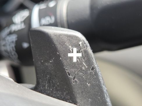 Used 2010 Acura TL FWD image 9