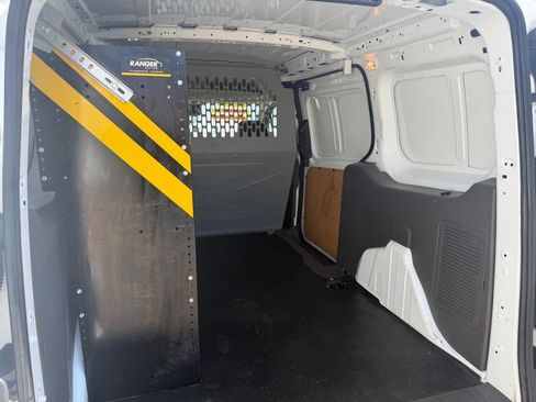 Used 2022 Ford Transit Connect XL FWD image 17