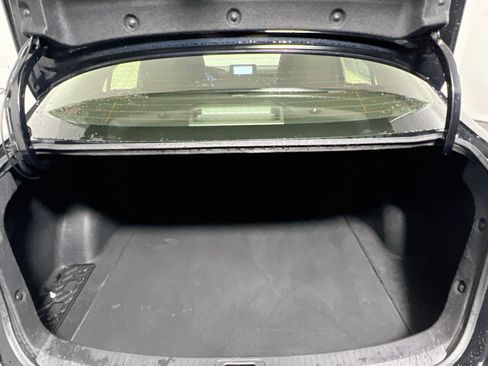 Used 2026 Toyota Corolla LE FWD image 32