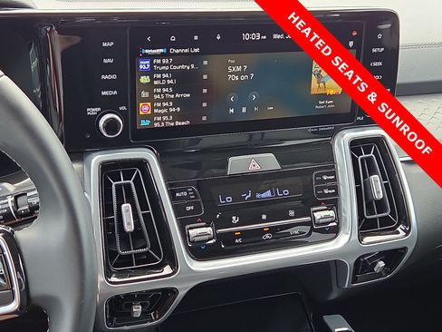 Used 2023 Kia Sorento SX AWD/4WD image 17