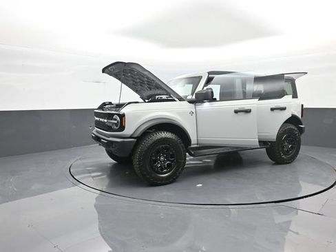 New 2026 Ford Bronco Outer Banks w/ Sasquatch Package AWD/4WD image 39
