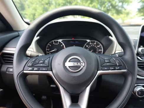 New 2026 Nissan Altima 2.5 SV FWD image 7