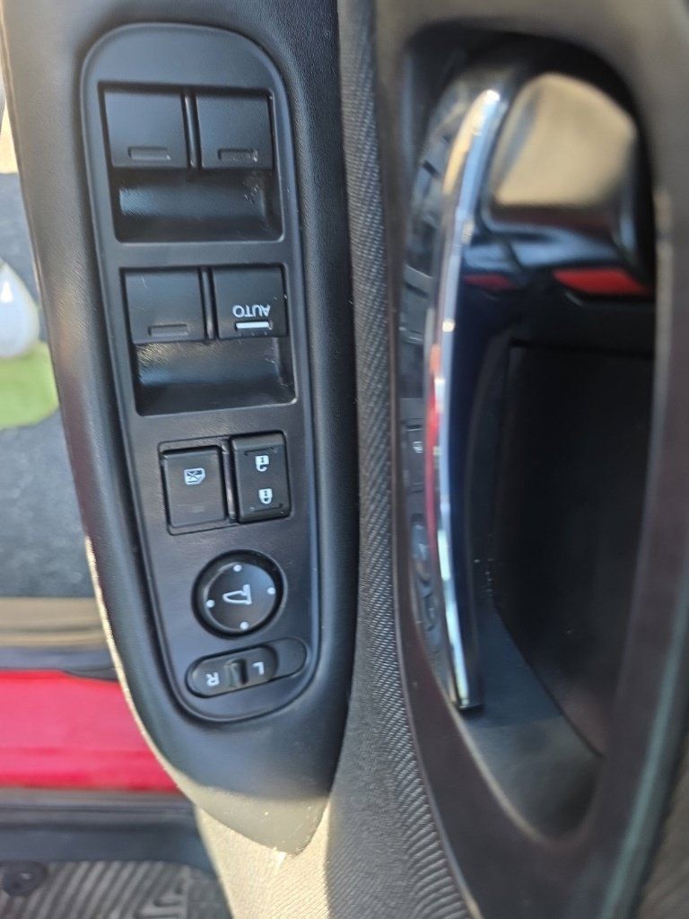 Used 2020 Honda HR-V Sport image 13