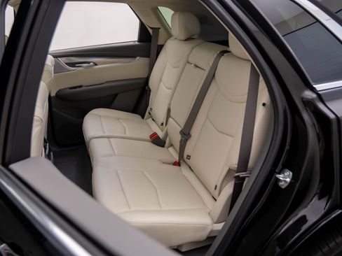 Used 2025 Cadillac XT5 Premium Luxury w/ LPO, Floor Liner Package image 18