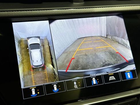 Used 2023 Buick Encore GX Essence w/ Advanced Technology Package image 21