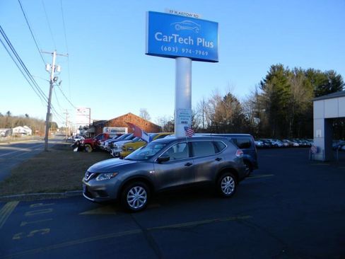 Used 2016 Nissan Rogue S AWD/4WD image 10