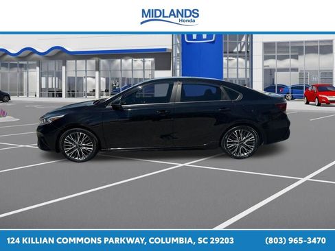 Used 2022 Kia Forte GT-Line w/ GT-Line Technology Package FWD image 7