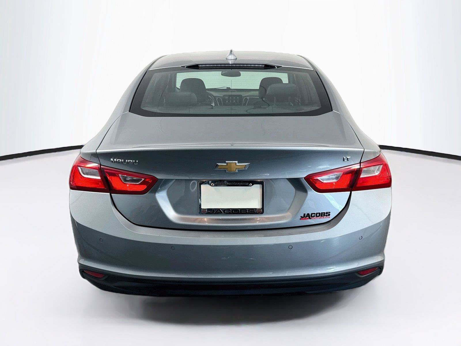 Used 2025 Chevrolet Malibu LT FWD image 4