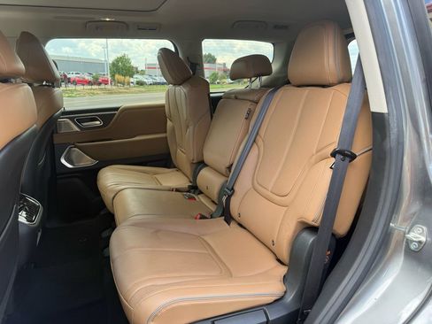 Used 2025 INFINITI QX80 Sensory AWD/4WD image 41