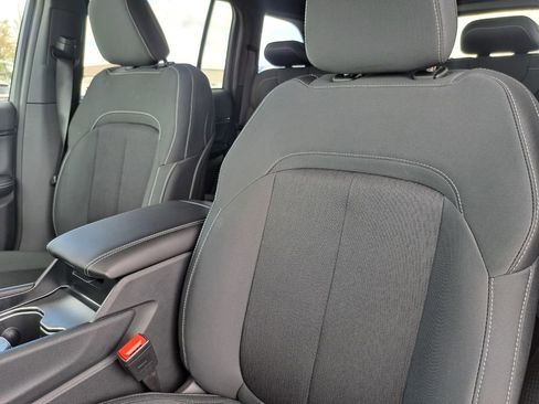 New 2026 Jeep Grand Cherokee Laredo RWD image 19