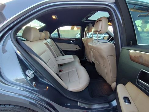 Used 2013 Mercedes-Benz E 350 Luxury image 33