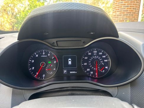 Used 2016 Hyundai Veloster Turbo image 15