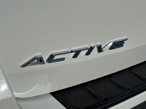 Used 2025 Ford Explorer Active image 14